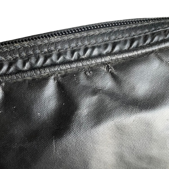 Hunting World Nylon Crossbody Bag Black - Damaged - Picture 7 of 10